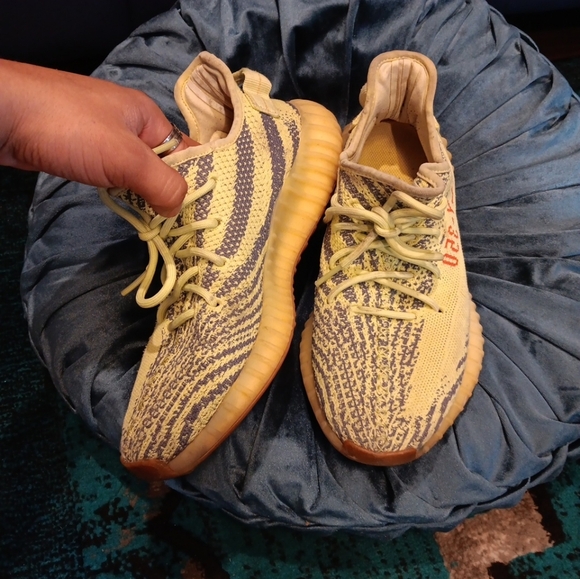 ADIDAS YEEZY BOOST 350 V2 KANYE WEST S FROZEN YELLOW RAW   Size 9 - Picture 5 of 6